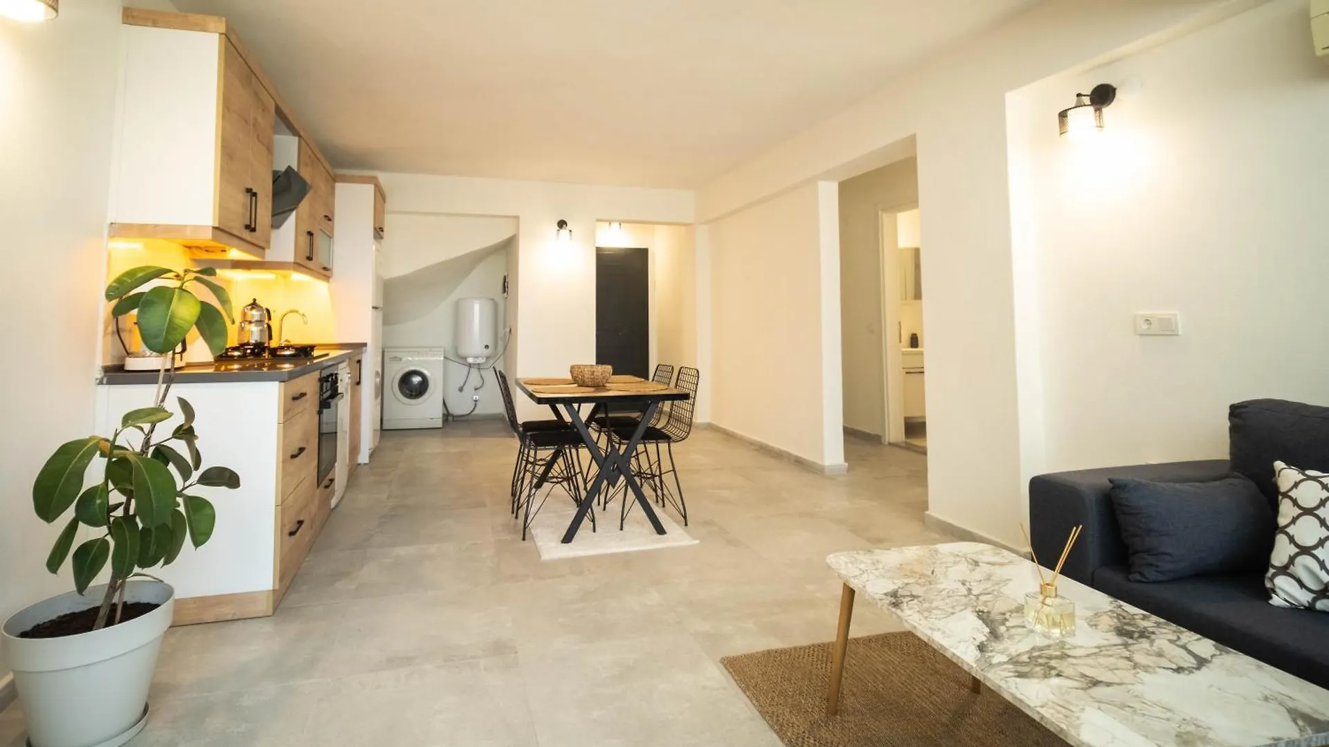 2 Bedroom Modern Apartment By The Forest With Pool Fethiye