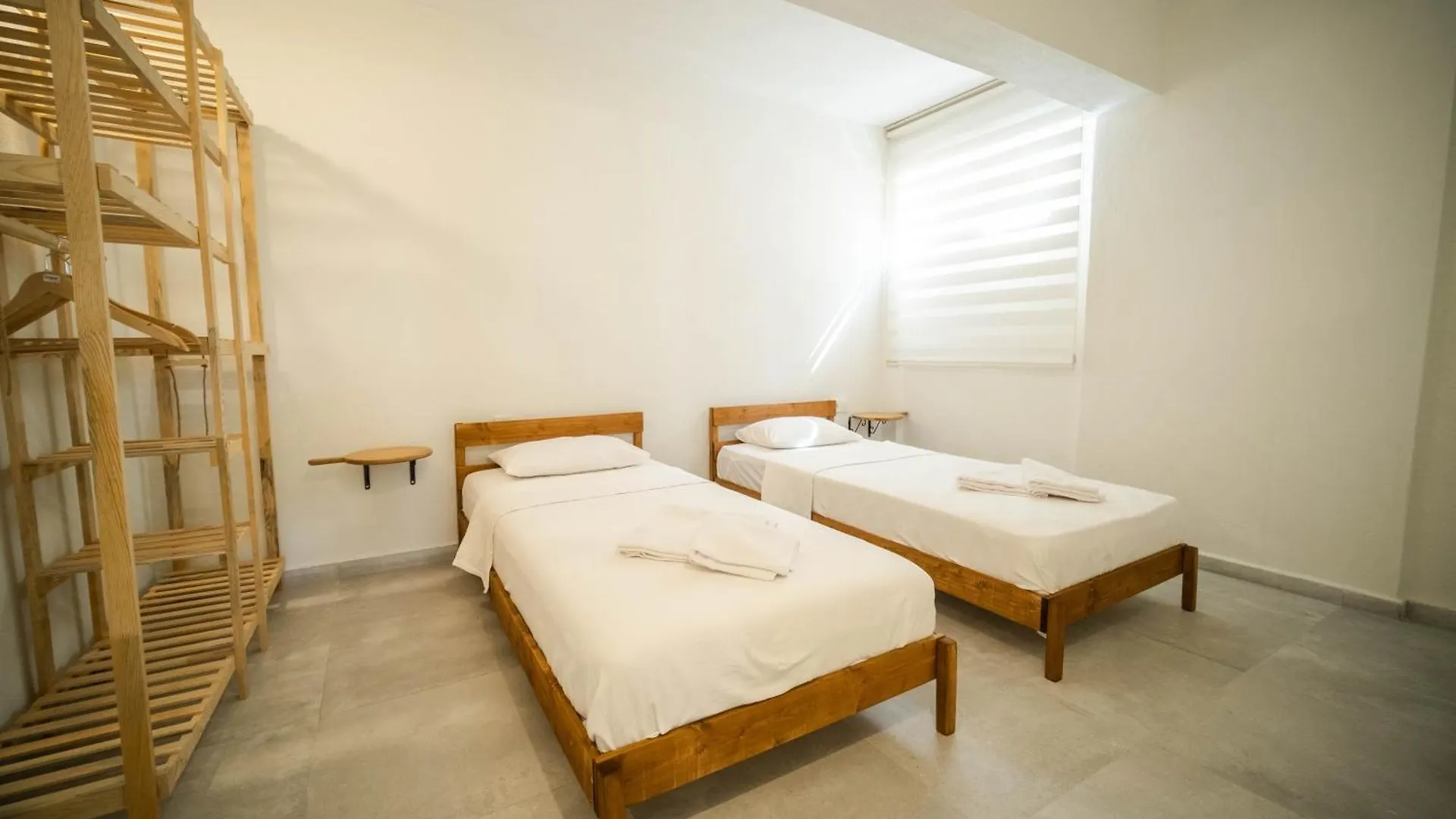 2 Bedroom Modern Apartment By The Forest With Pool Fethiye